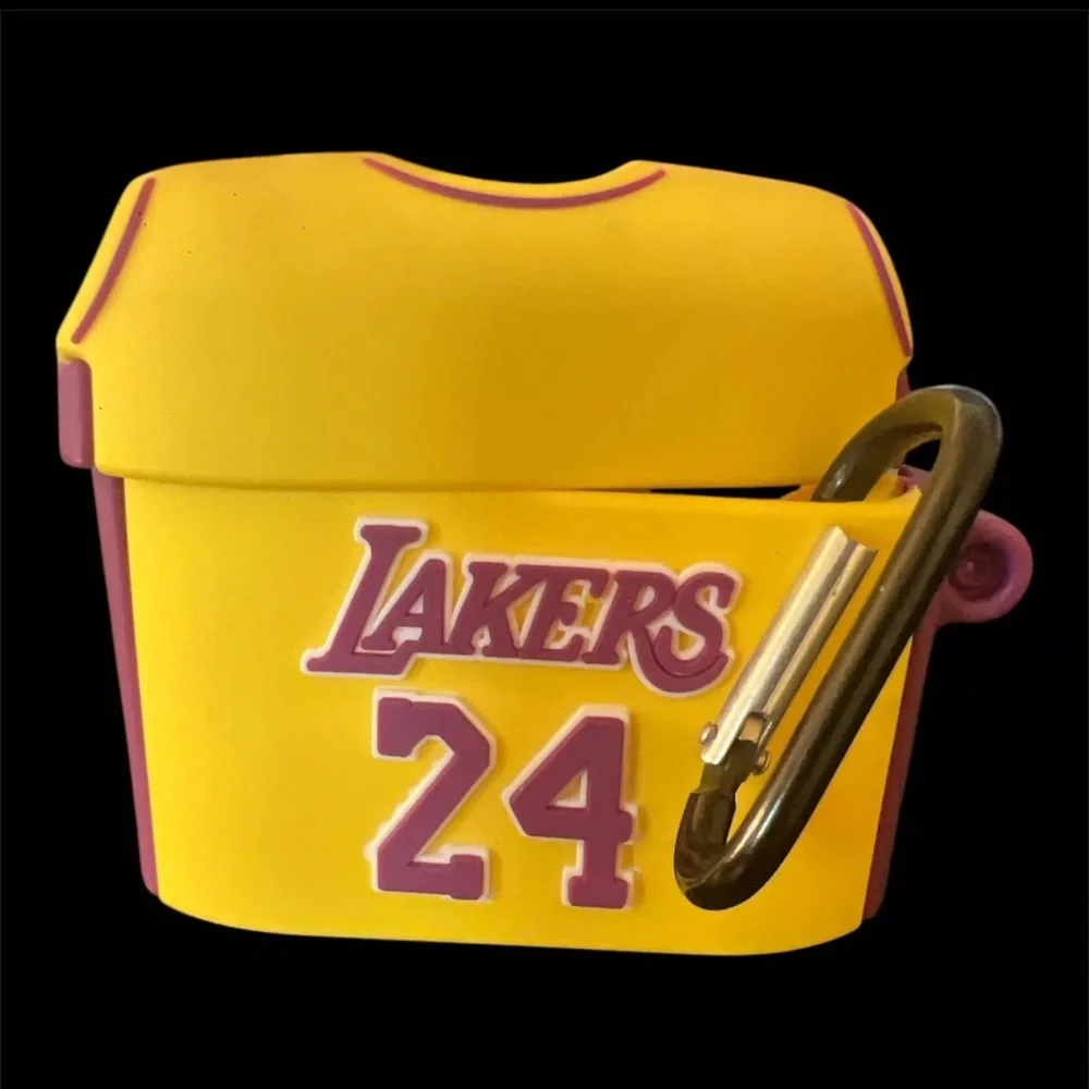 Silicone | 3D Cartoon Jersey 24 w Keychain | AirPods Pro